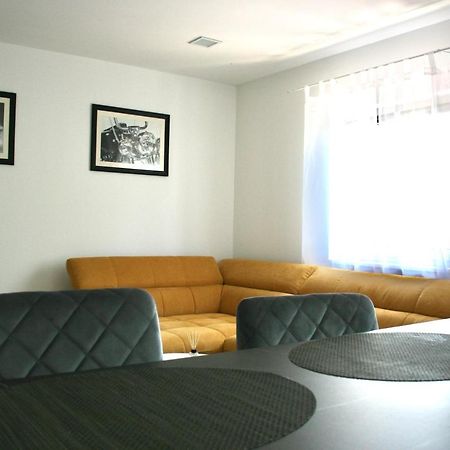 Apartments Antea 特罗吉尔 外观 照片